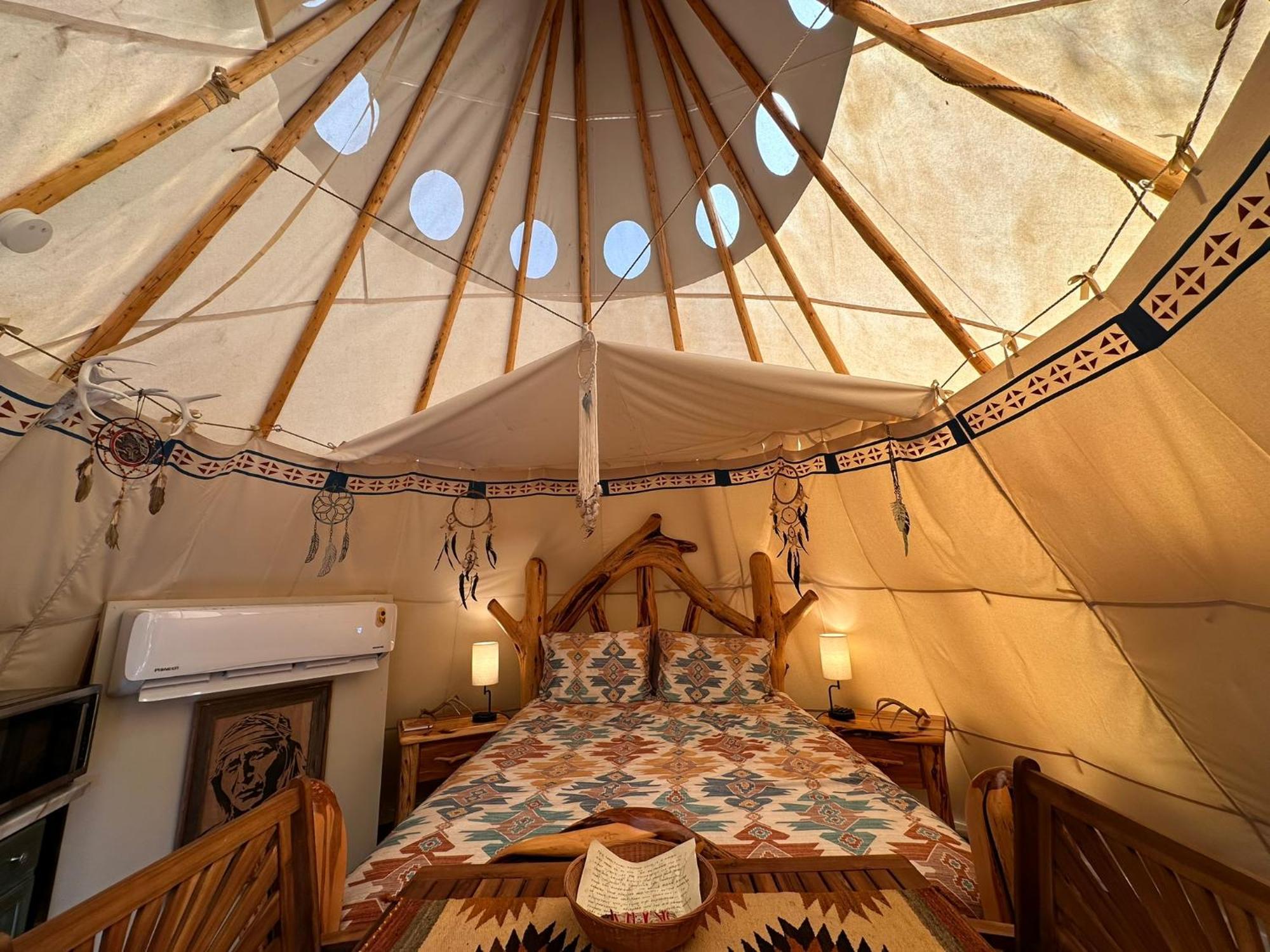 Bandera Stronghold - Cochise Tipi Exterior foto